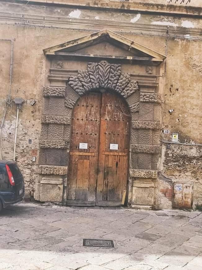 Casa Dei Sogni Apartment Palermo Bagian luar foto