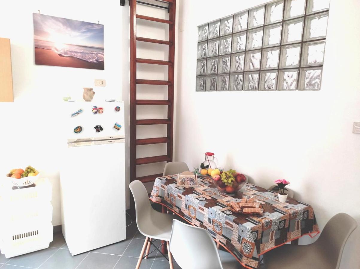 Casa Dei Sogni Apartment Palermo Bagian luar foto