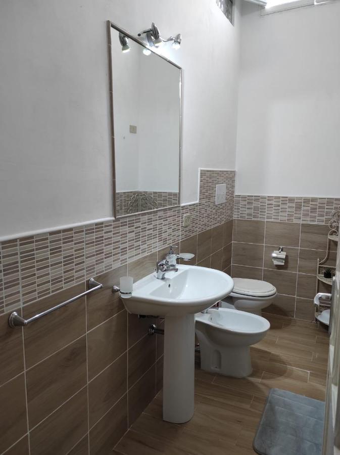 Casa Dei Sogni Apartment Palermo Bagian luar foto