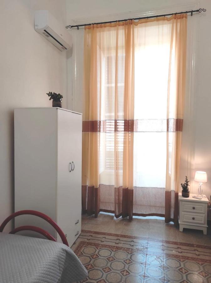 Casa Dei Sogni Apartment Palermo Bagian luar foto