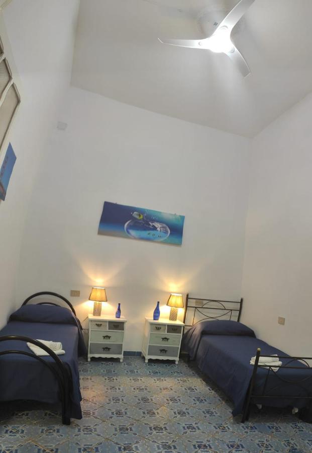 Casa Dei Sogni Apartment Palermo Bagian luar foto